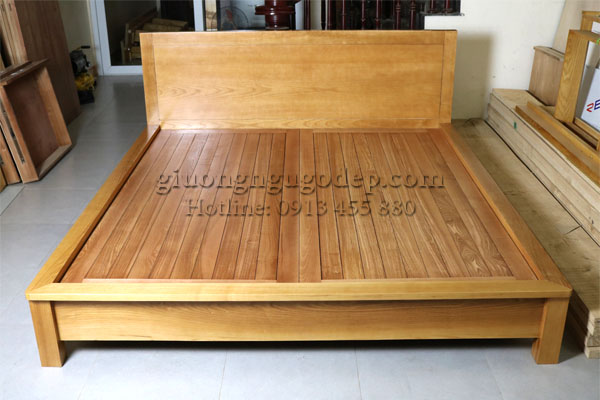 Bạn đang muốn mua một chiếc giường gỗ giá rẻ tại Hà Nội 2m 2m2 cho căn phòng của mình? Hãy tìm đến chúng tôi để được tư vấn và đặt hàng ngay hôm nay. Chúng tôi đảm bảo sẽ cung cấp cho bạn những sản phẩm tốt nhất với mức giá phải chăng.